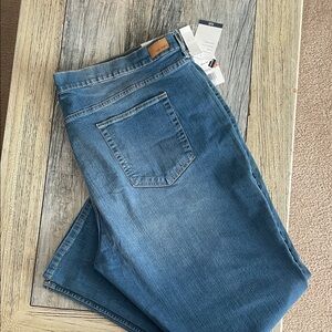 True Craft Straight Leg Men’s Jeans - Medium Blue Wash